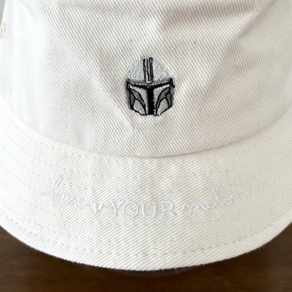STAR WARS x Love Your Melon Mandalorian Bucket Hat Adult S/M White 100% Cotton - Picture 2 of 7